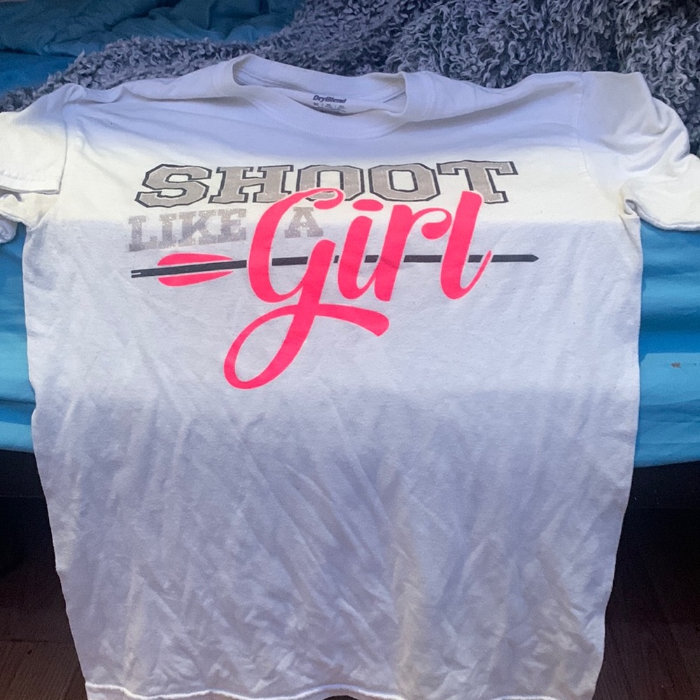 tee shirt